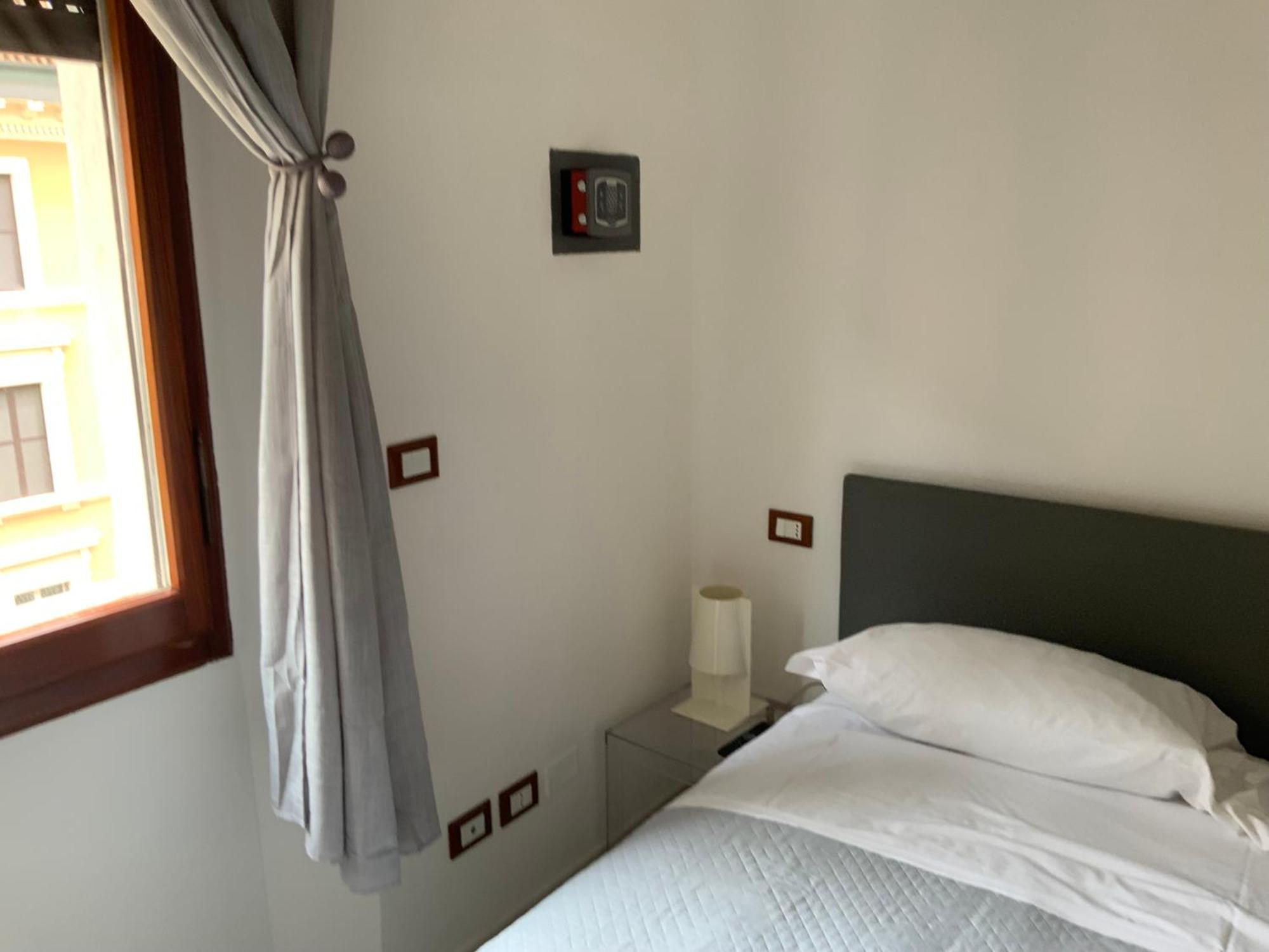 Domus Dotta City Center Bolonia Exterior foto